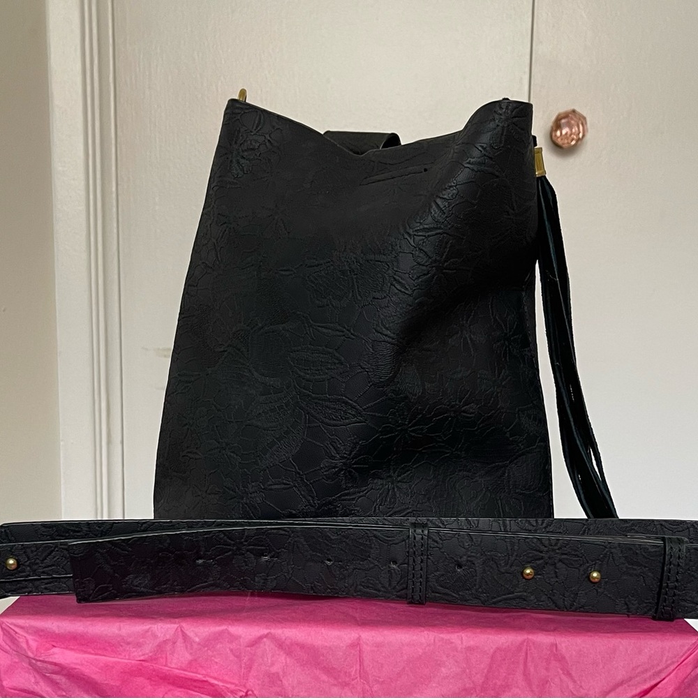 NWOT Anthropology Black Bucket Purse - Picture 7 of 8
